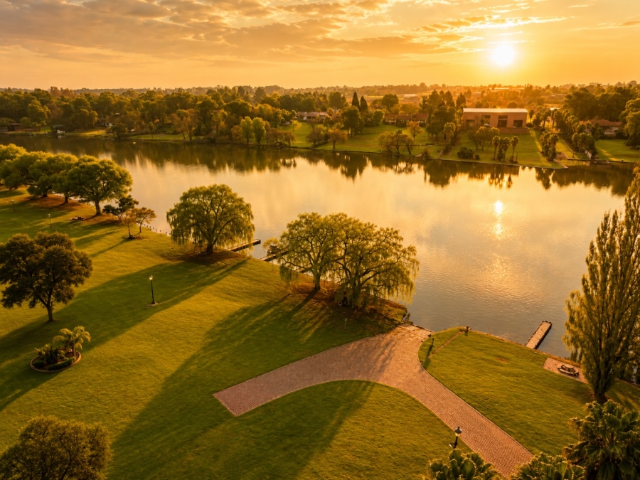 4 Bedroom Property for Sale in Baddriftbrug Free State